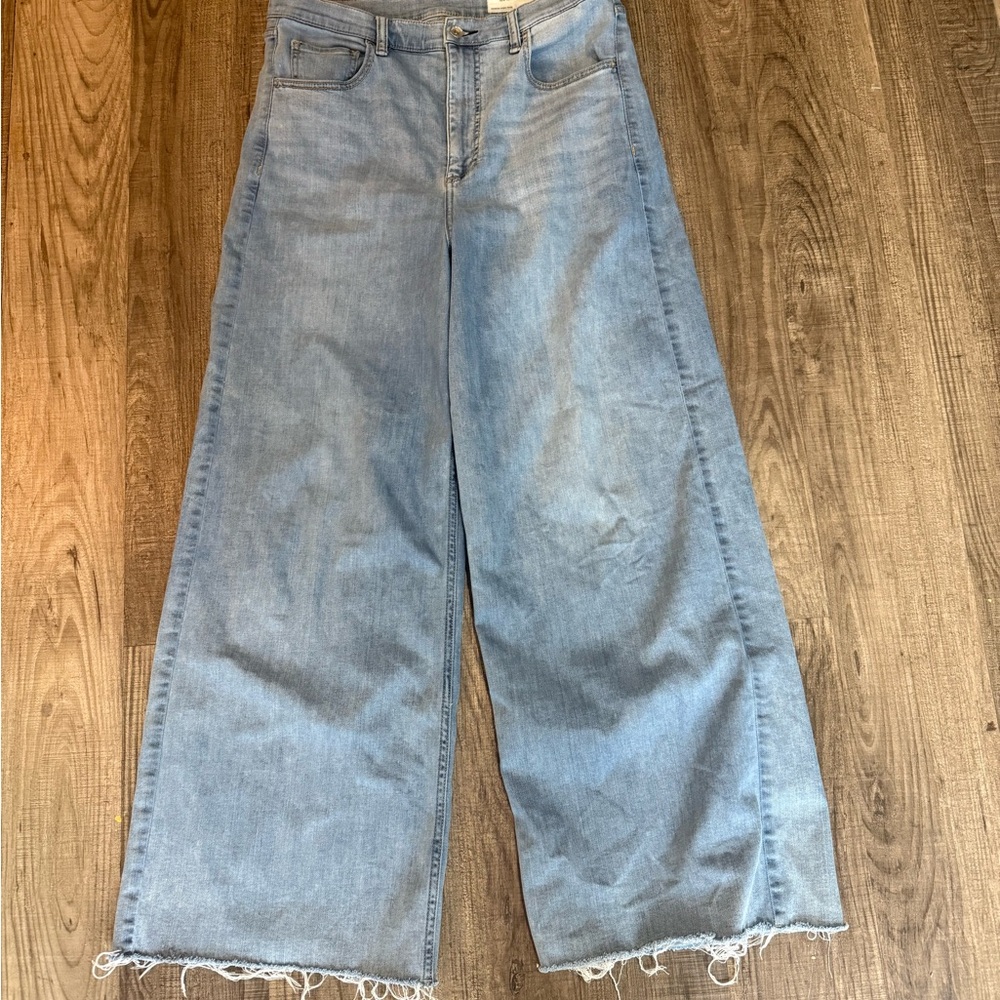 rag & bone Serena High Rise Wide Leg Raw Hem Light Denim 32 - Picture 2 of 7